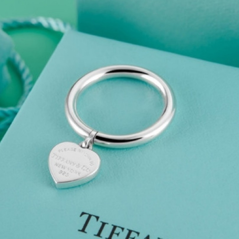 Tiffany & Co silver heart tag ring